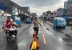 Pengamanan Pagi, Polsek Cicurug Polres Sukabumi Kendalikan Arus Lalu Lintas di Titik Rawan Kemacetan