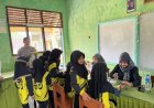 Bhabinkamtibmas Kalibunder Dampingi Cek Kesehatan Gratis di SDN 1 Cimahpar
