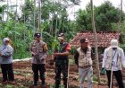 Bhabinkamtibmas Polsek Nyalindung Polres Sukabumi Desa Cisitu Hadiri Aksi Penanaman Pohon Bersama PILI, Jejaki, dan BCA Syariah