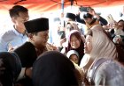Prabowo Pastikan Pemerintah Hadir di Tengah Warga Takengon