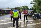 Polsek Kalibunder Polres Sukabumi Laksanakan Pengamanan di Pos Pelayanan Wisata Puncak Darma Geopark Ciletuh