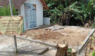 Tingkatkan Fasilitas Ibadah dan Sanitasi, Desa Padajaya Peroleh Bantuan Pembangunan Mushola dan MCK dari Arab Saudi