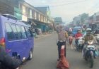 Polsek Cicurug Polres Sukabumi Pimpin Giat Pengaturan Lalu Lintas Pagi Hari, Antisipasi Kemacetan Jalur Wisata