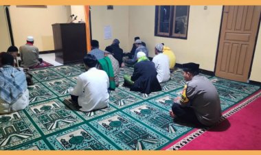 Polsek Sagaranten Polres Sukabumi Laksanakan Safari Subuh, Sampaikan Pesan Kamtibmas